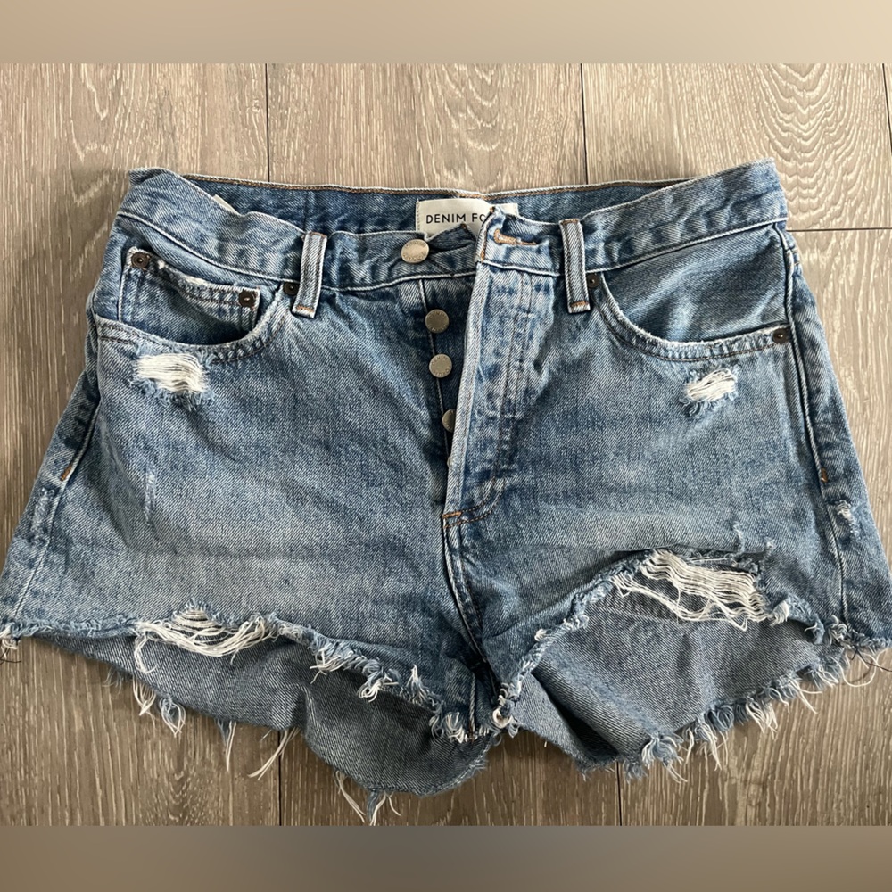 Denim forum “the ex-boyfriend short” size 26